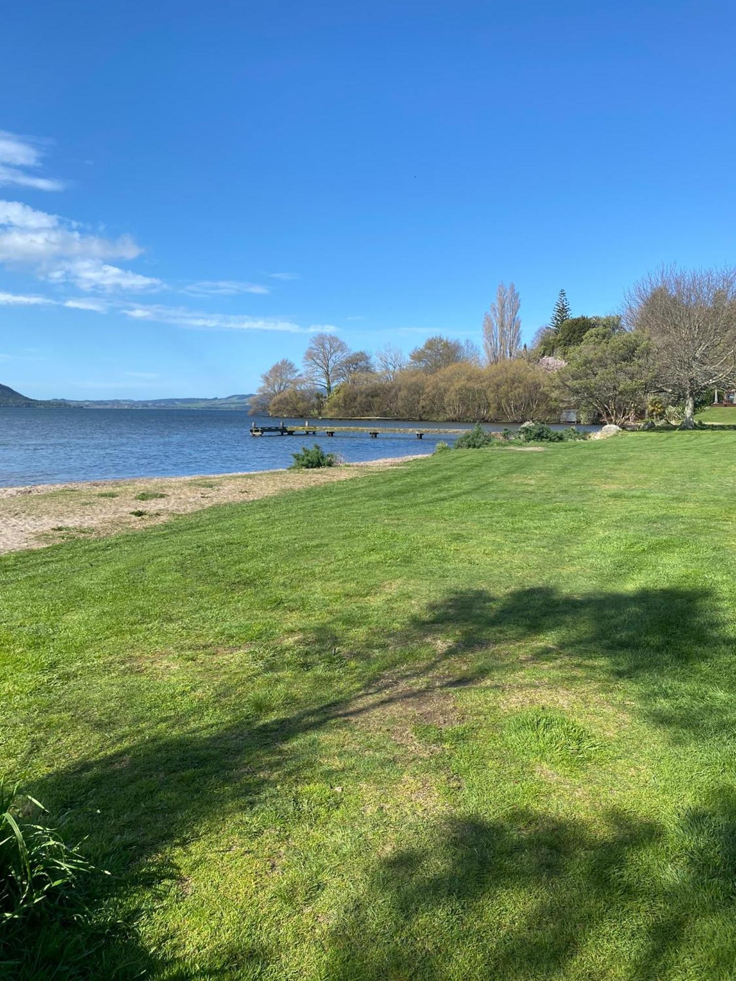Zodiac Bay Lake Retreat Rotorua Exterior foto